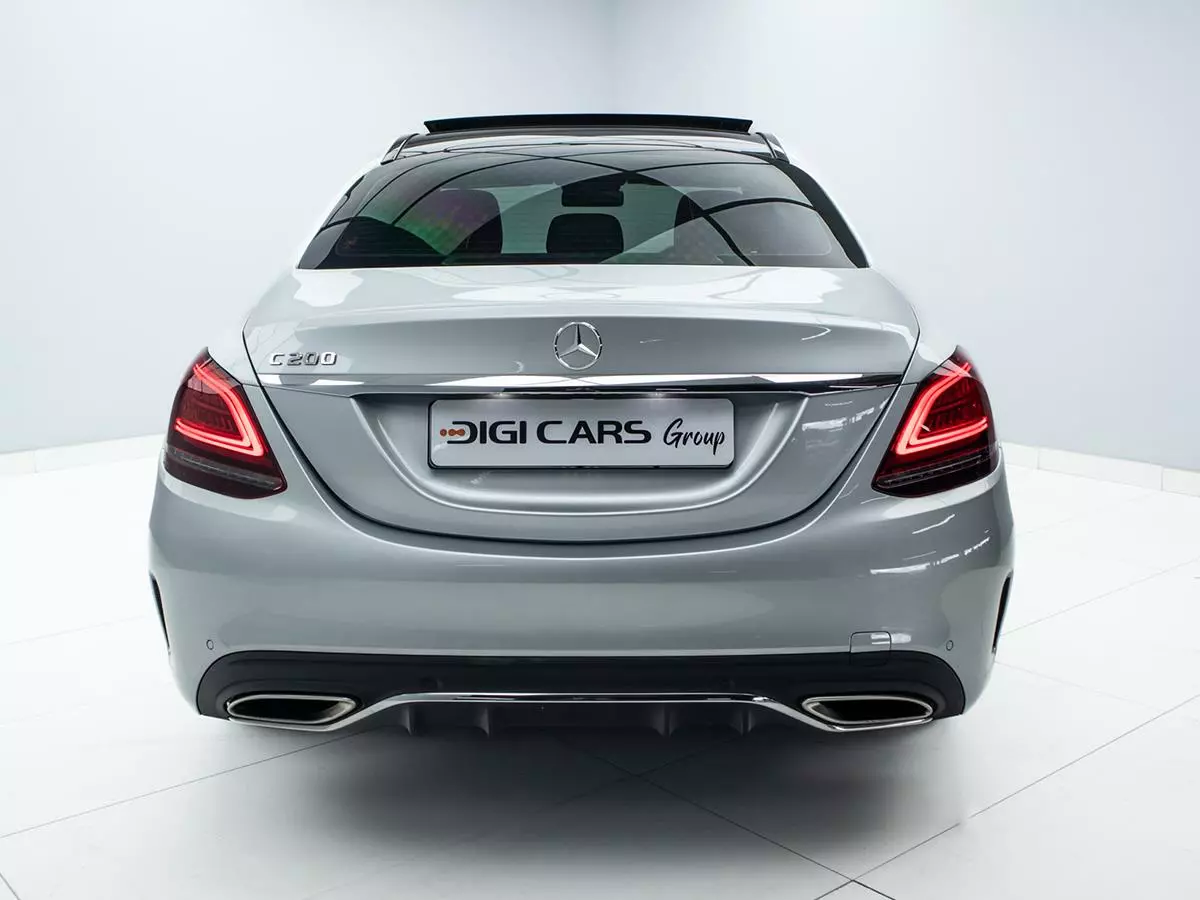 Vehicle Image for 9/17for Mercedes-Benz C-Class C200 AMG Line