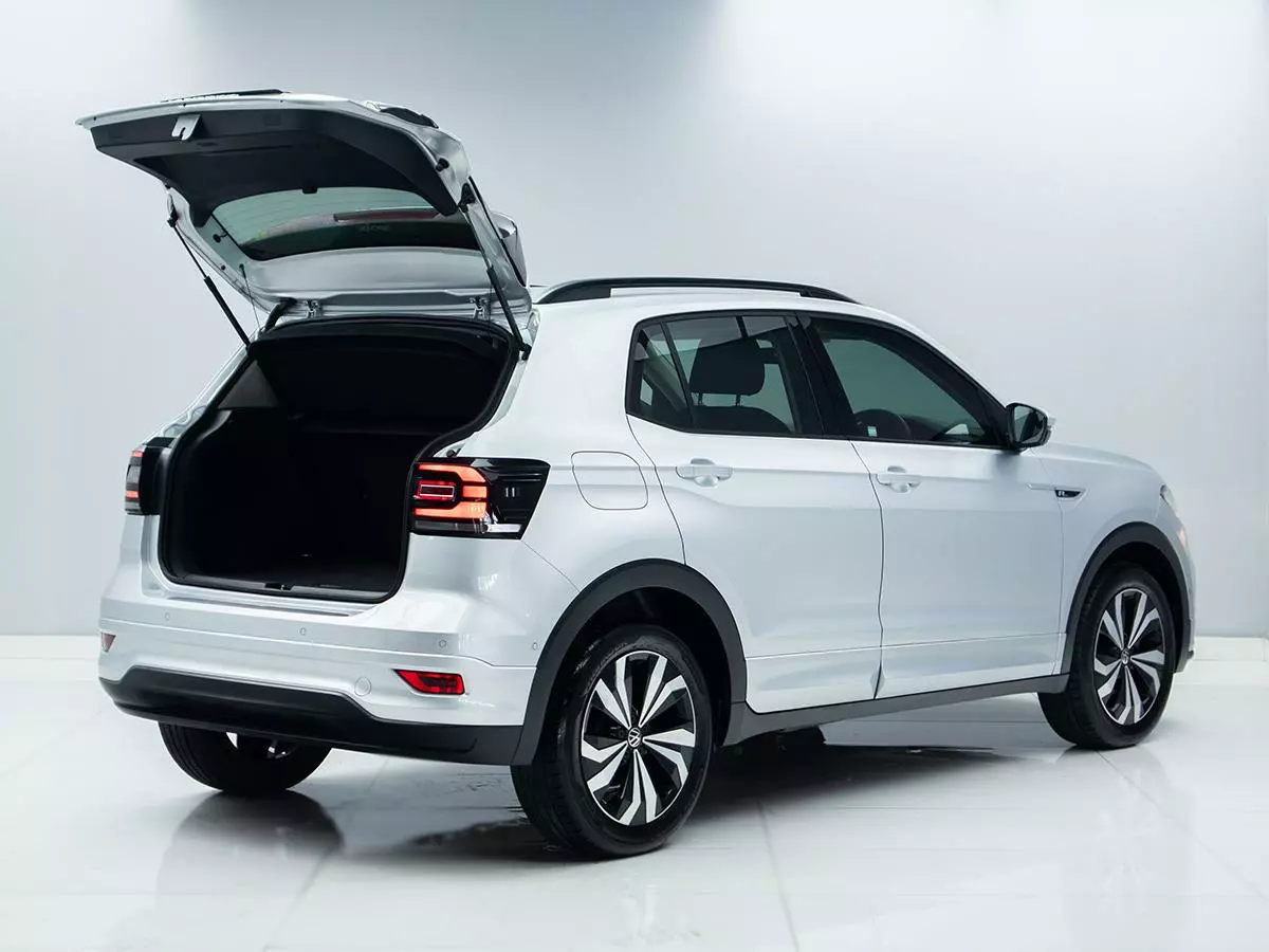 Vehicle Image for 6/17for Volkswagen T-Cross 1.0TSI 70kW Comfortline R-Line