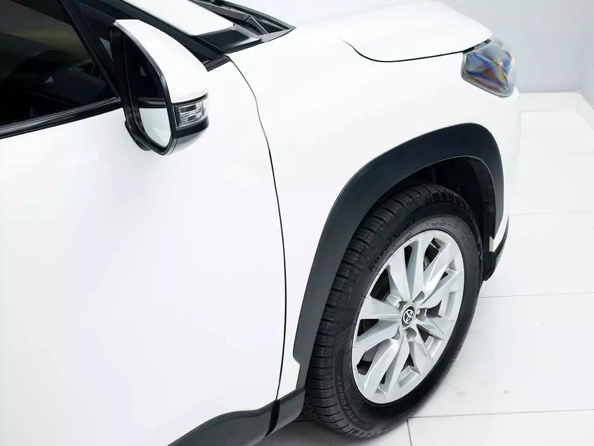 Vehicle Image for 7/17for Toyota Corolla Cross 1.8 Xi