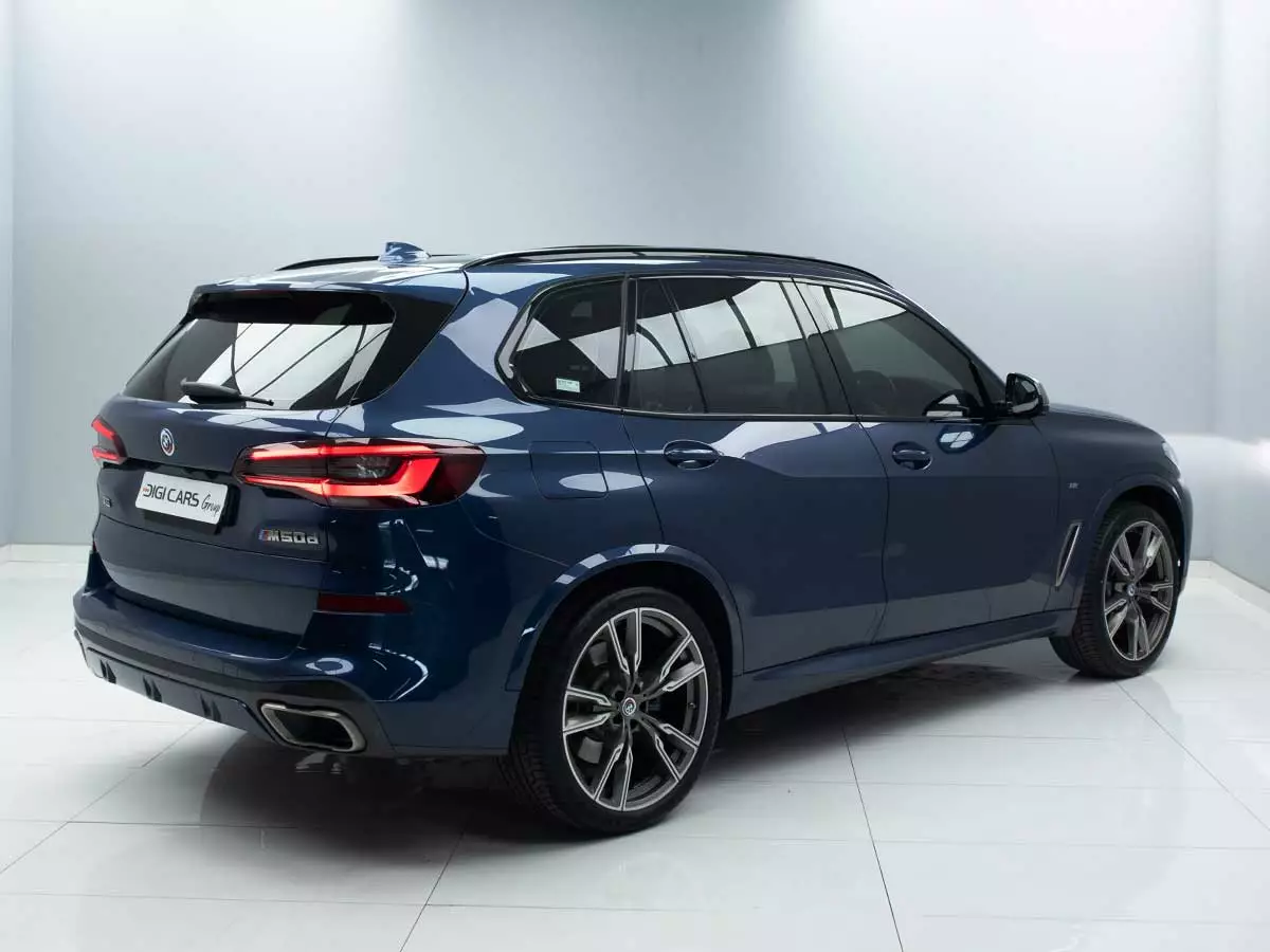 Vehicle Image for 5/17for BMW X5 M50d