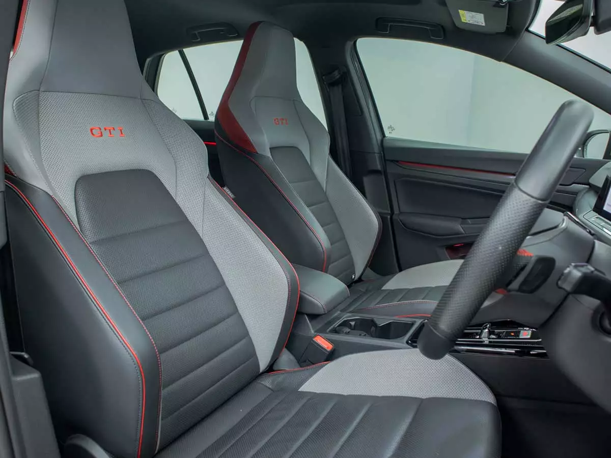 Vehicle Image for 17/17for Volkswagen Golf GTI